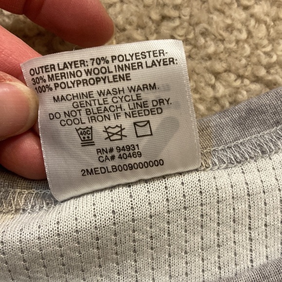 Medalist wool lined long sleeve base layer shirt size xl kids or small adult - Picture 6 of 7